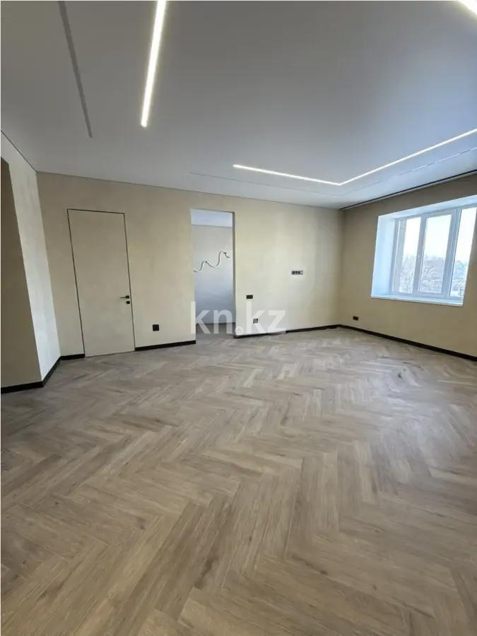 Продажа 3-комнатной квартиры, 104 м² - Недвижимость в Караганде фото 1 из 8