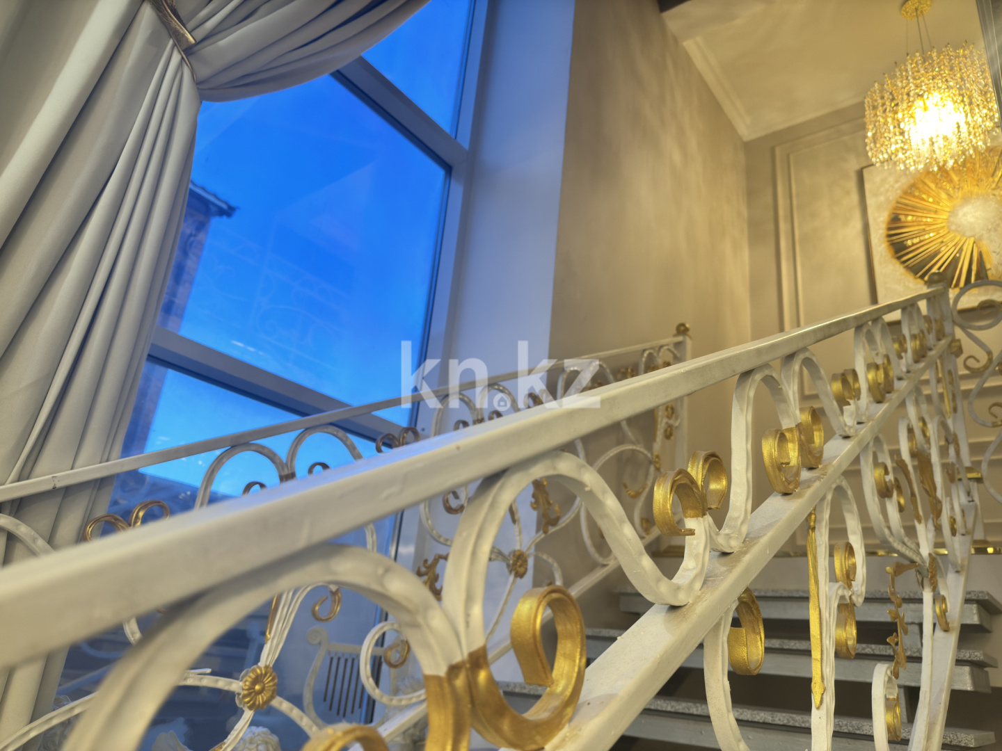 Продажа 5-комнатного дома, 400 м², ул. Муканова, дом  45/28 в Караганде - фото 15