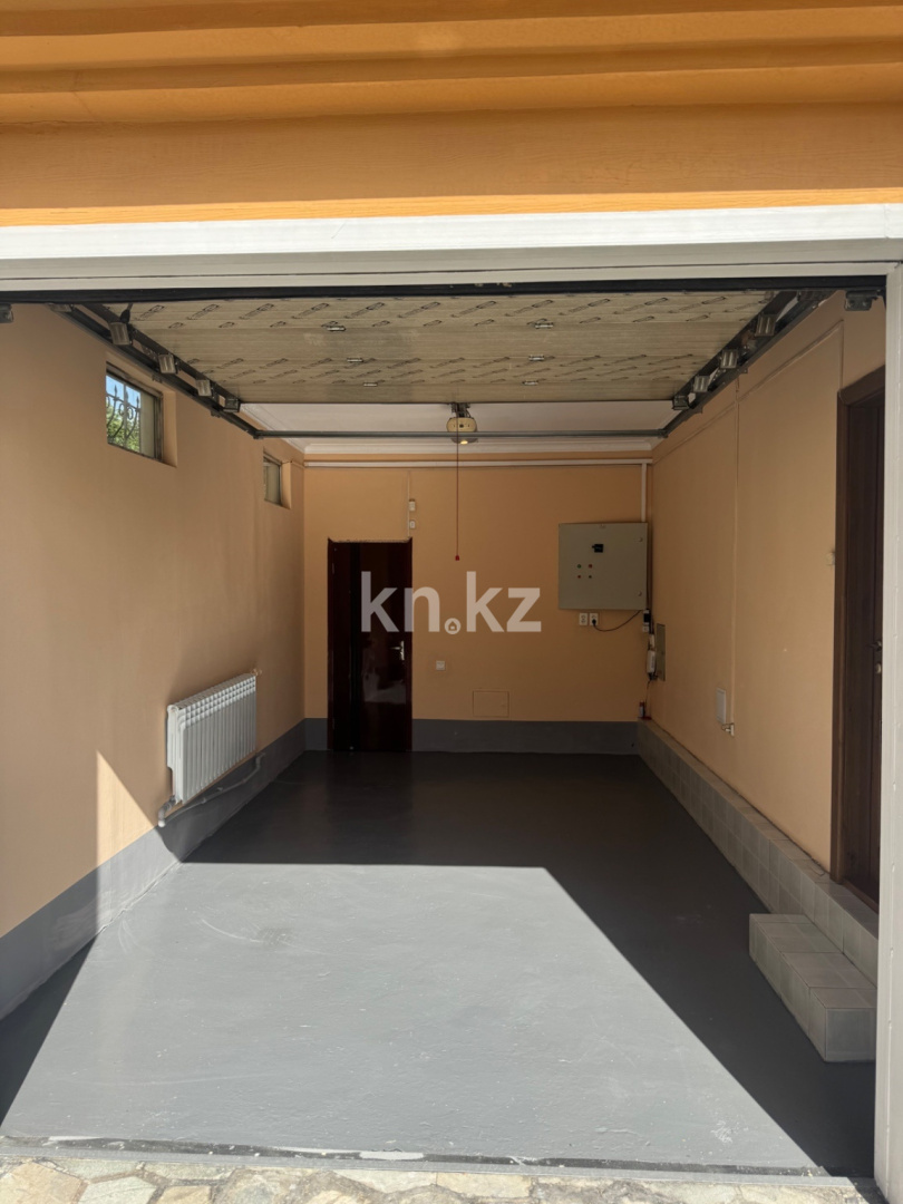 Продажа 5-комнатного дома, 210 м² - Продажа домов, коттеджей в Семее фото 1 из 5