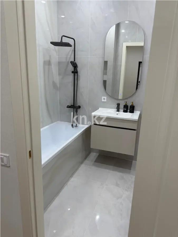 Продажа 3-комнатной квартиры, 70 м², ул. Е-15, дом  13/2 в Астане - фото 5