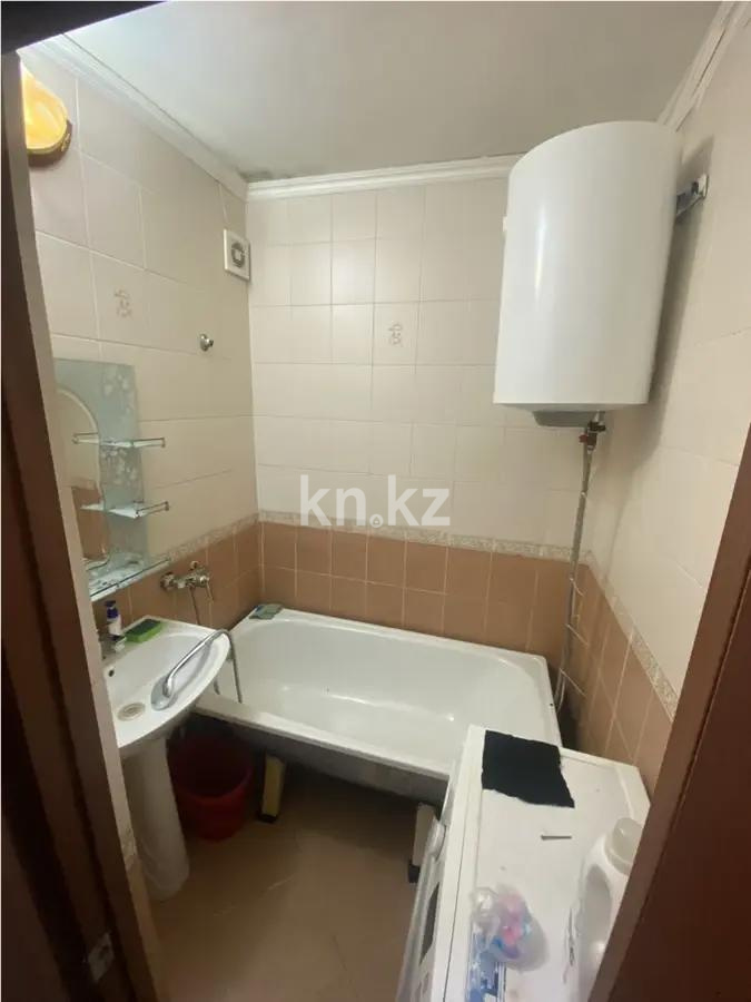 Продажа 2-комнатной квартиры, 54 м², мкр-н 19, дом  43 в Караганде - фото 4