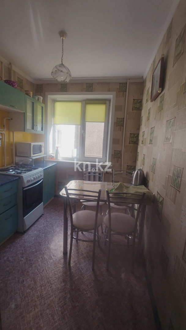 Продажа 4-комнатной квартиры, 76 м², 1 кв-л, дом  14 в Караганде - фото 9