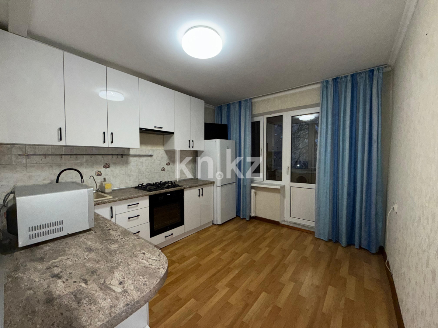 Продажа 2-комнатной квартиры, 46.9 м² в Алматы - фото 3