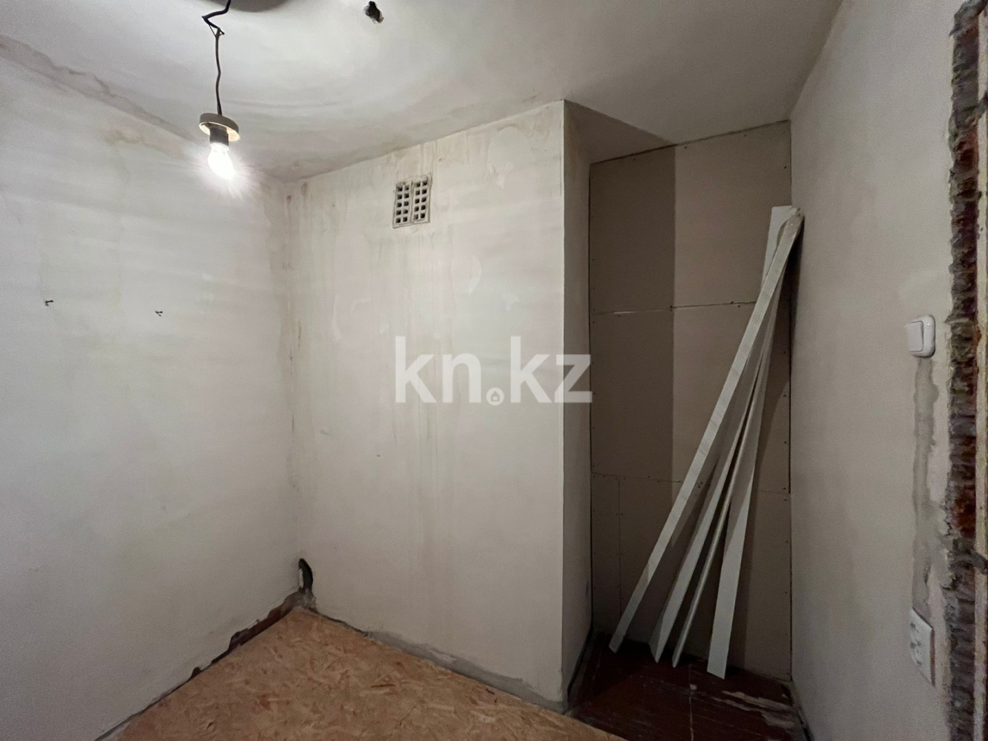 Продажа 1-комнатной квартиры, 30 м², мкр-н 13 - Продажа квартир в Караганде фото 5 из 9