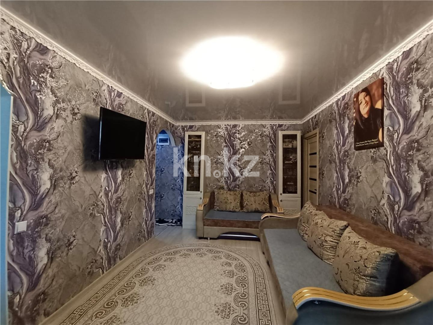 Продажа 2-комнатной квартиры, 42 м², ул. Зелинского - Продажа квартир в Караганде фото 3 из 19