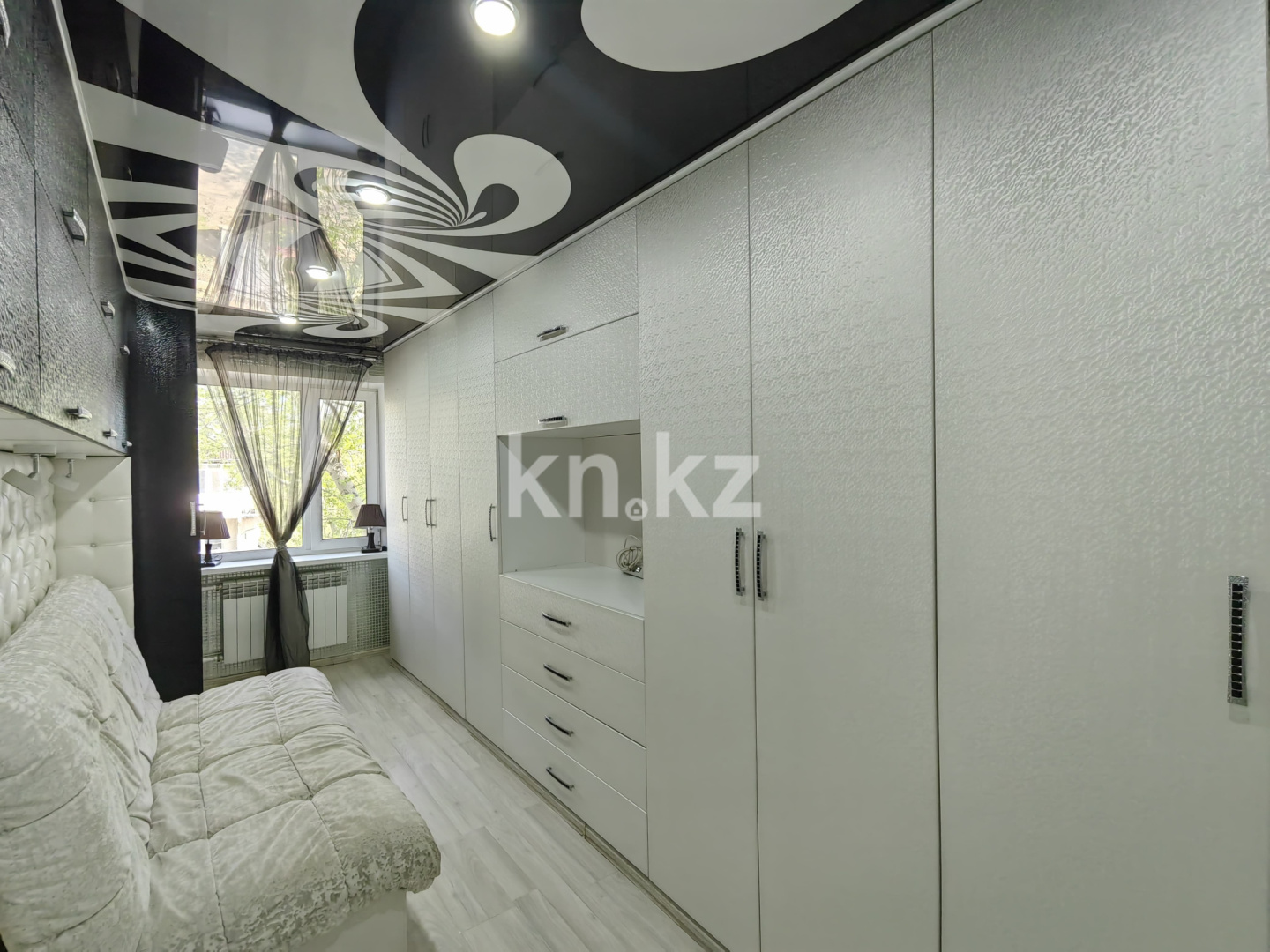 Продажа 3-комнатной квартиры, 75 м², 1 кв-л, дом  10 в Караганде - фото 14