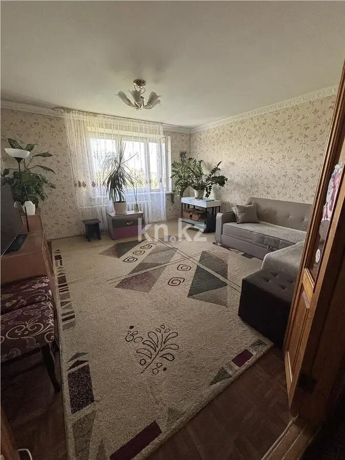Продажа 4-комнатной квартиры, 90 м² в Астане