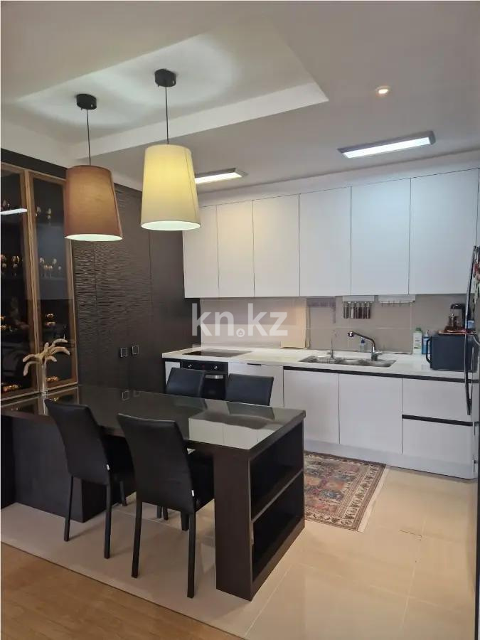 Продажа 3-комнатной квартиры, 90 м², пр. Кошкарбаева, дом  8 в Астане - фото 4