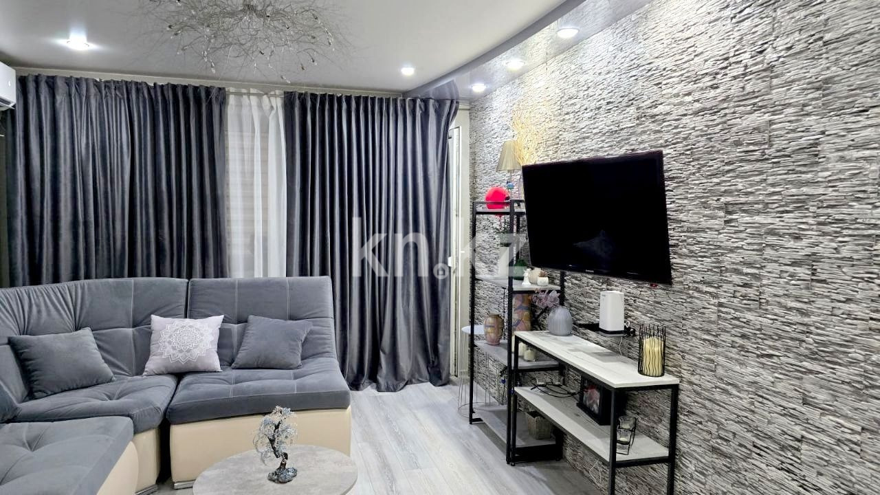 Продажа 3-комнатной квартиры, 64 м² - Продажа трехкомнатных квартир в Казахстане фото 1 из 11