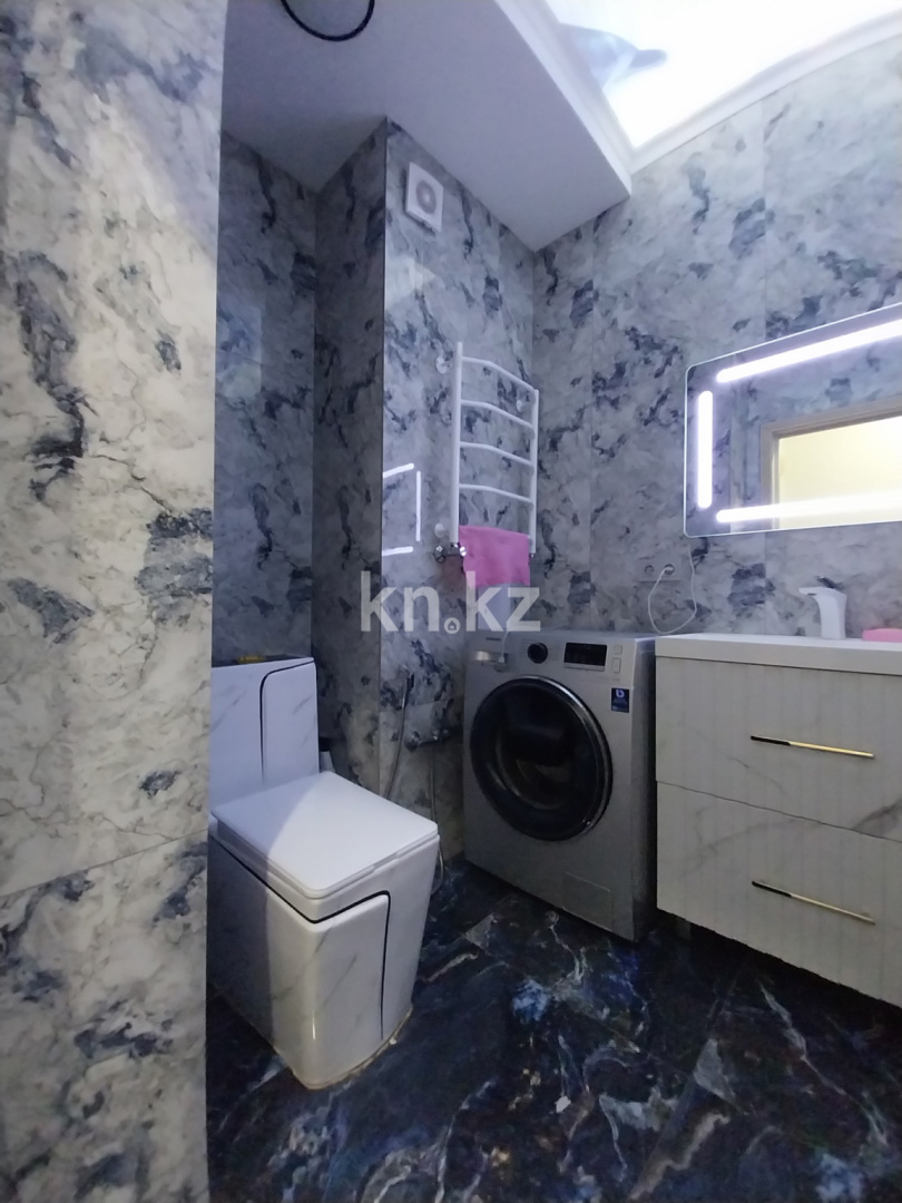 Аренда 3-комнатной квартиры, 75 м², ул. Сатпаева - Аренда  трехкомнатных квартир помесячно в Алматы с фото фото 3 из 13