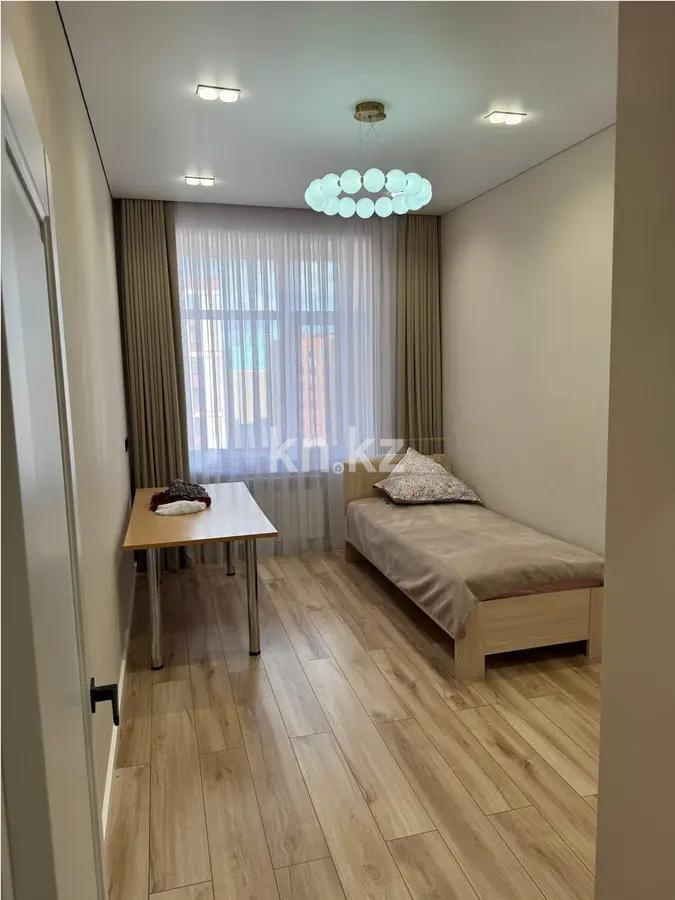 Продажа 3-комнатной квартиры, 92 м², ул. Момышулы, дом  15/2 в Караганде - фото 4