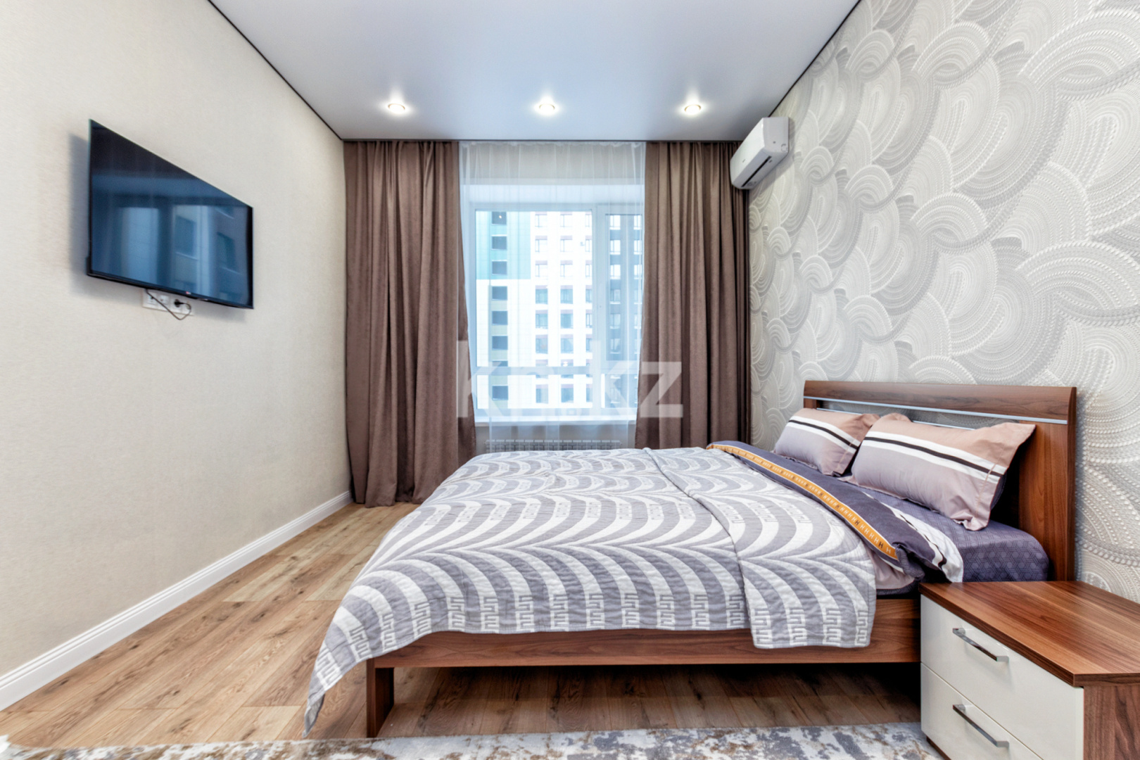 Аренда 1-комнатной квартиры посуточно, 40 м² - Аренда квартир посуточно в Астане фото 1 из 14