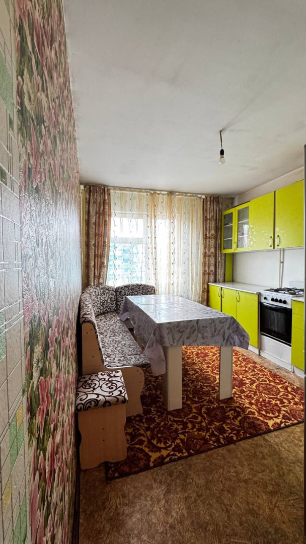 Продажа 1-комнатной квартиры, 42 м², микрорайон Байтерек, дом  11 - Продажа и аренда недвижимости в Таразе фото 1 из 11