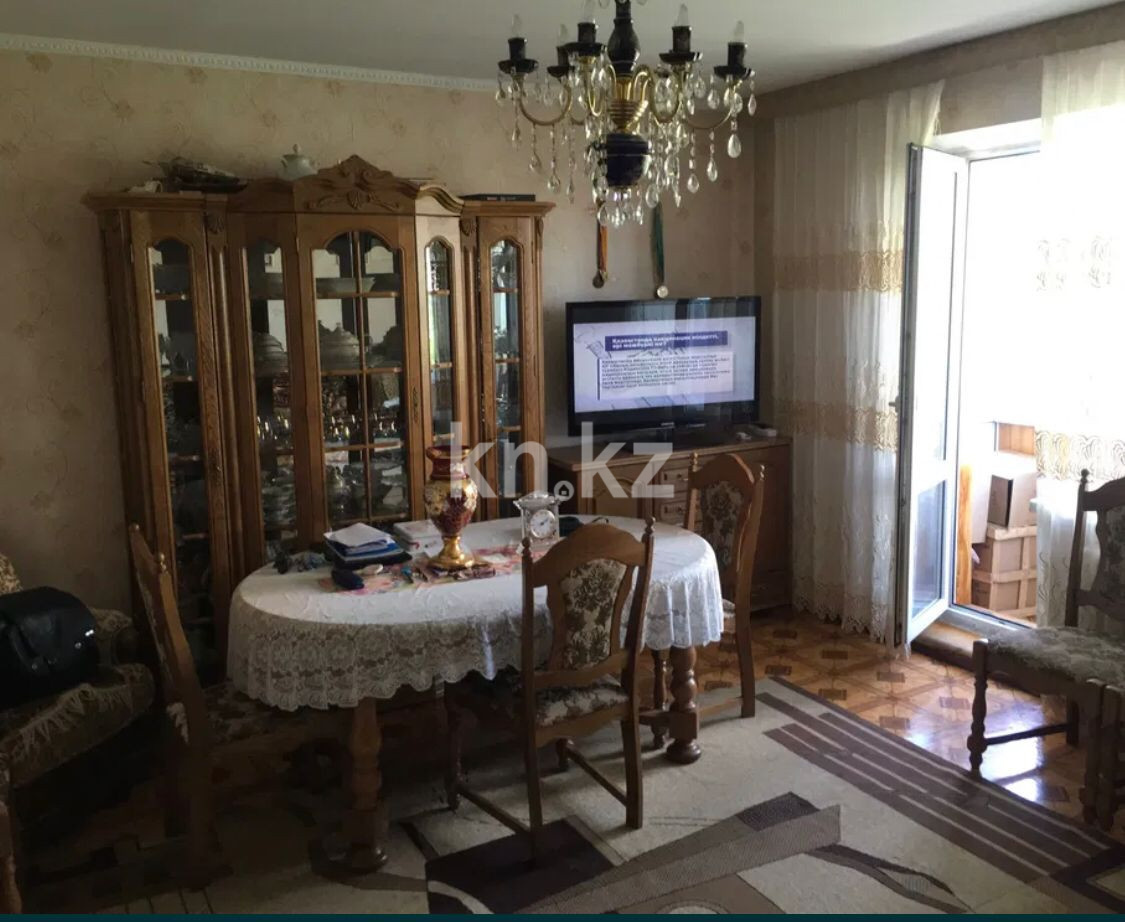 Продажа 3-комнатной квартиры, 75 м², мкр-н Степной-4, дом  17 - Продажа квартир в Караганде фото 1 из 4