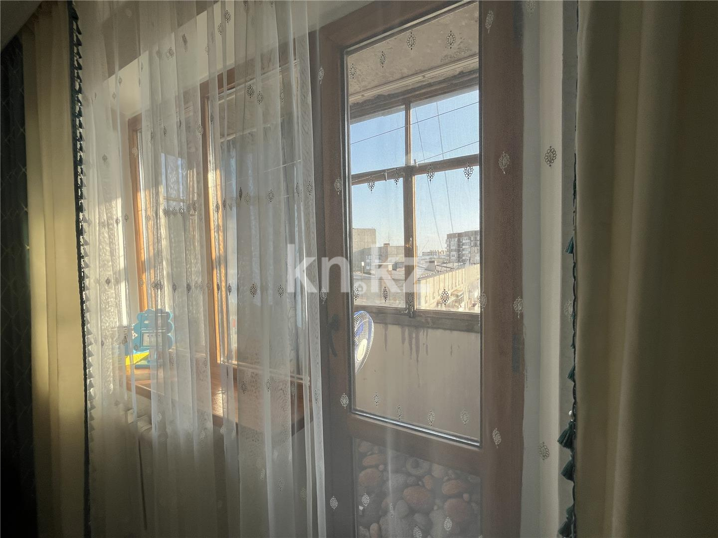 Продажа 1-комнатной квартиры, 36 м², мкр-н Голубые Пруды, дом  15 - Продажа  однокомнатных квартир в Караганде с фото фото 3 из 18