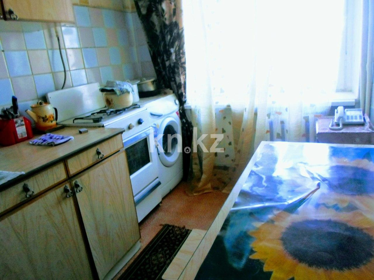 Аренда 1-комнатной квартиры посуточно, 34 м², пр. Назарбаева, дом  209 - Аренда жилой и коммерческой недвижимости в Уральске фото 3 из 5