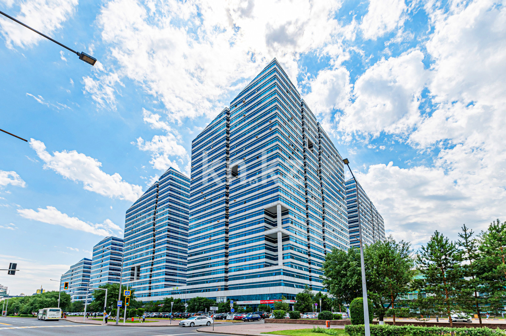 Продажа 3-комнатной квартиры, 144 м², ул. Кунаева, дом  12/2 в Астане - фото 11