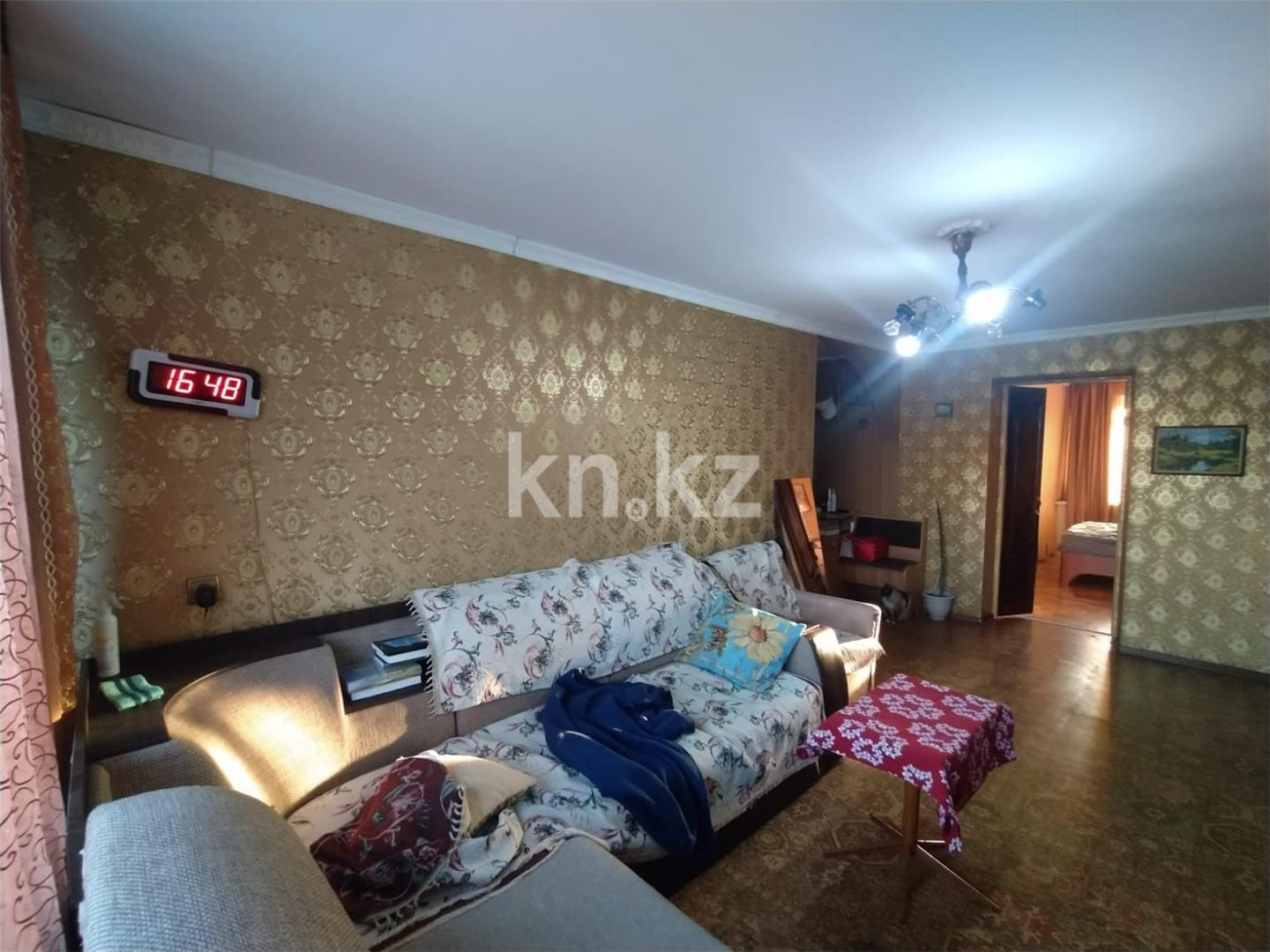 Продажа 3-комнатной квартиры, 61 м², пр. Н. Абдирова - Продажа квартир в Караганде фото 1 из 26