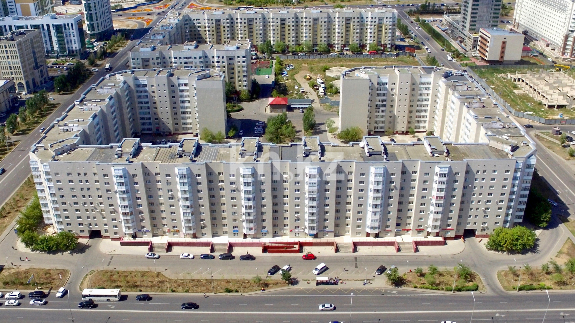 Продажа 3-комнатной квартиры, 97 м², ул. Сауран, дом  9б в Астане - фото 5