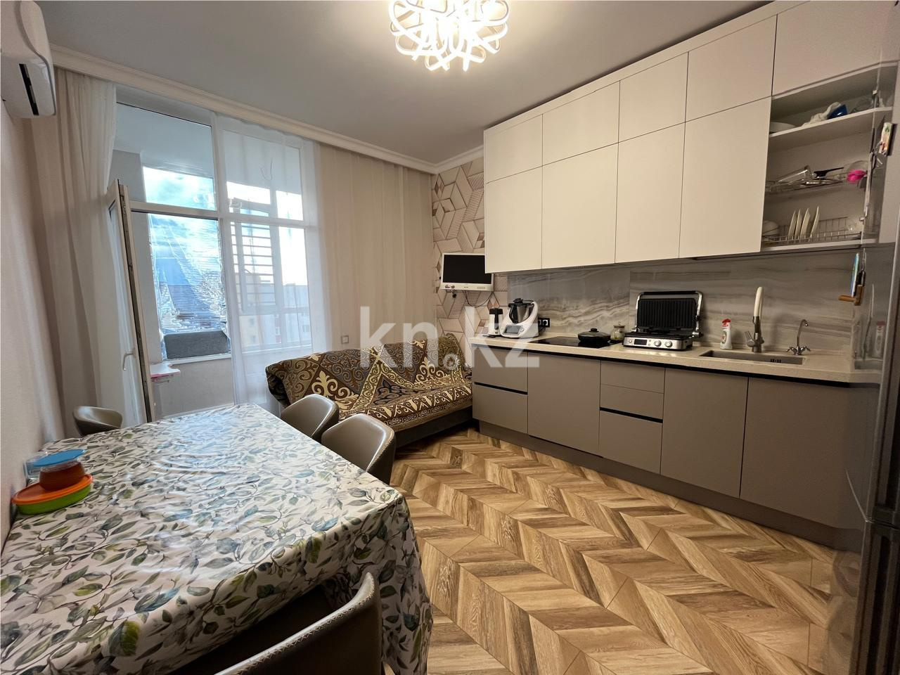Продажа 2-комнатной квартиры, 72 м² - Продажа квартир в Семее фото 1 из 15