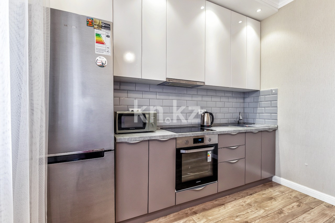 Аренда 1-комнатной квартиры посуточно, 50 м², пр. Кабанбай батыра, дом  29 - ул. Сыганак в Астане - фото 7