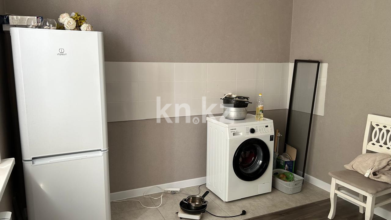 Продажа 1-комнатной квартиры, 42 м², ул. Кулкыбаева - Продажа квартир в Караганде фото 4 из 9