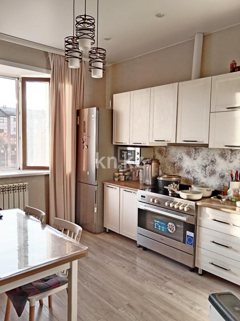 Продажа 3-комнатной квартиры, 84 м², ул. Муканова - Продажа  трехкомнатных квартир в новостройках Караганды фото 1 из 5