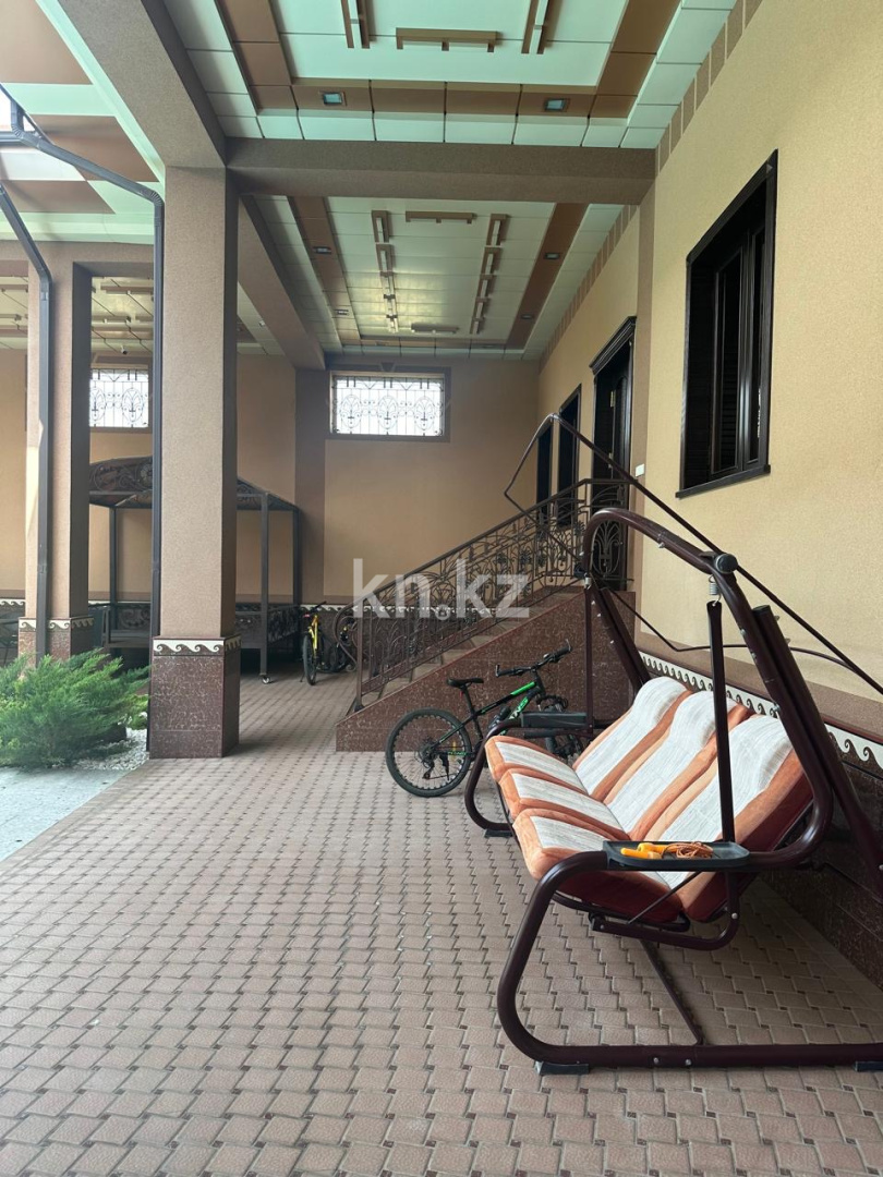 Продажа дома, 1070 м², ул. Алтынсарина, дом  24 - Продажа домов, коттеджей в Казахстане фото 11 из 25