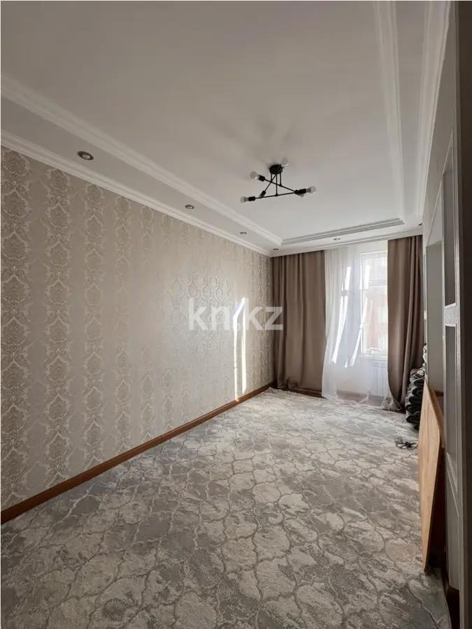 Продажа 3-комнатной квартиры, 70.2 м², пр. Момышулы, дом  15/3 в Астане