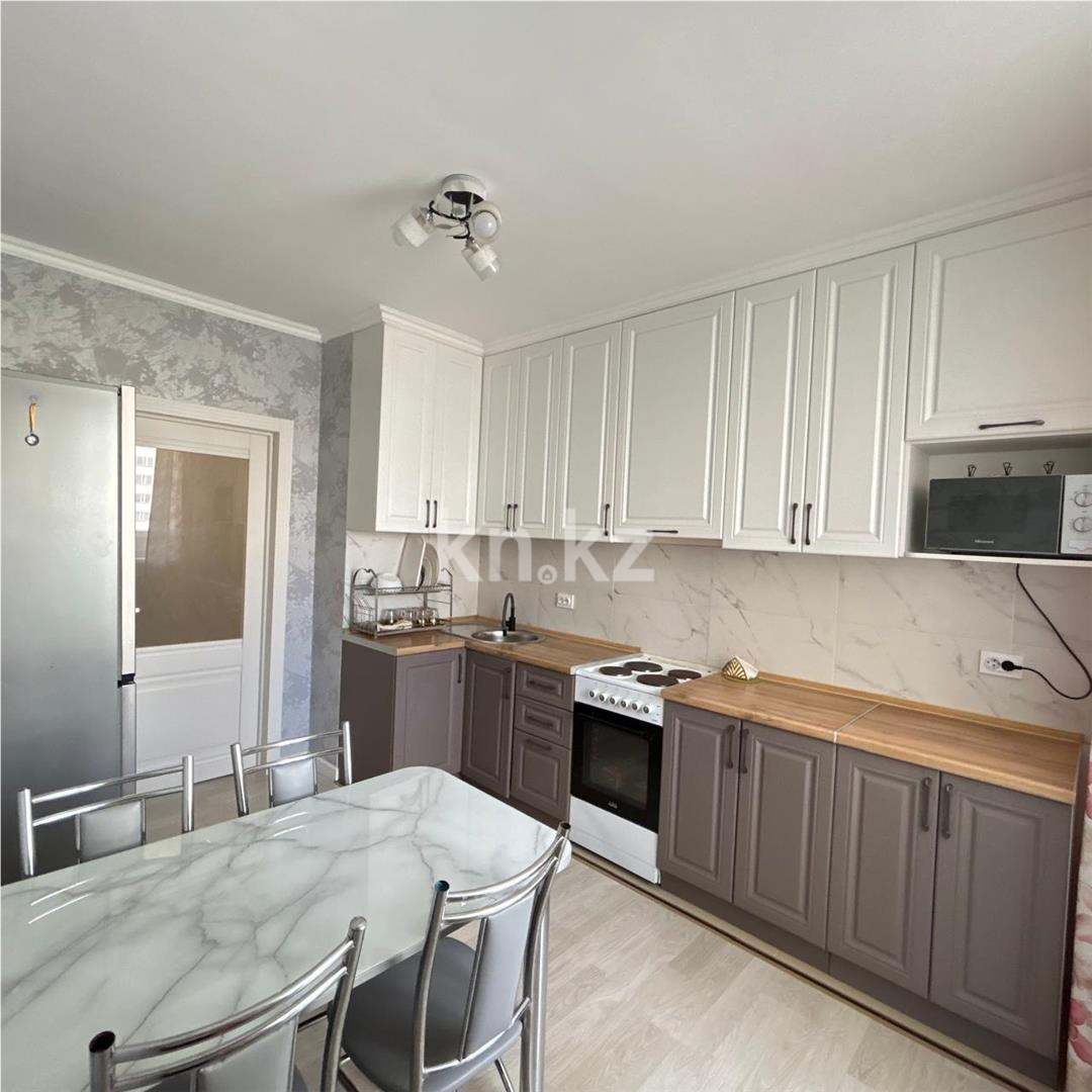 Продажа 3-комнатной квартиры, 71.2 м² - Продажа квартир в р-не Нура Астаны фото 1 из 14