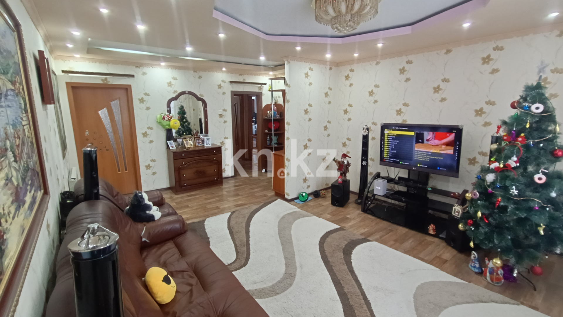 Продажа 3-комнатной квартиры, 72.5 м², ул. Промышленная, дом  26 - Продажа квартир в Абае фото 1 из 11