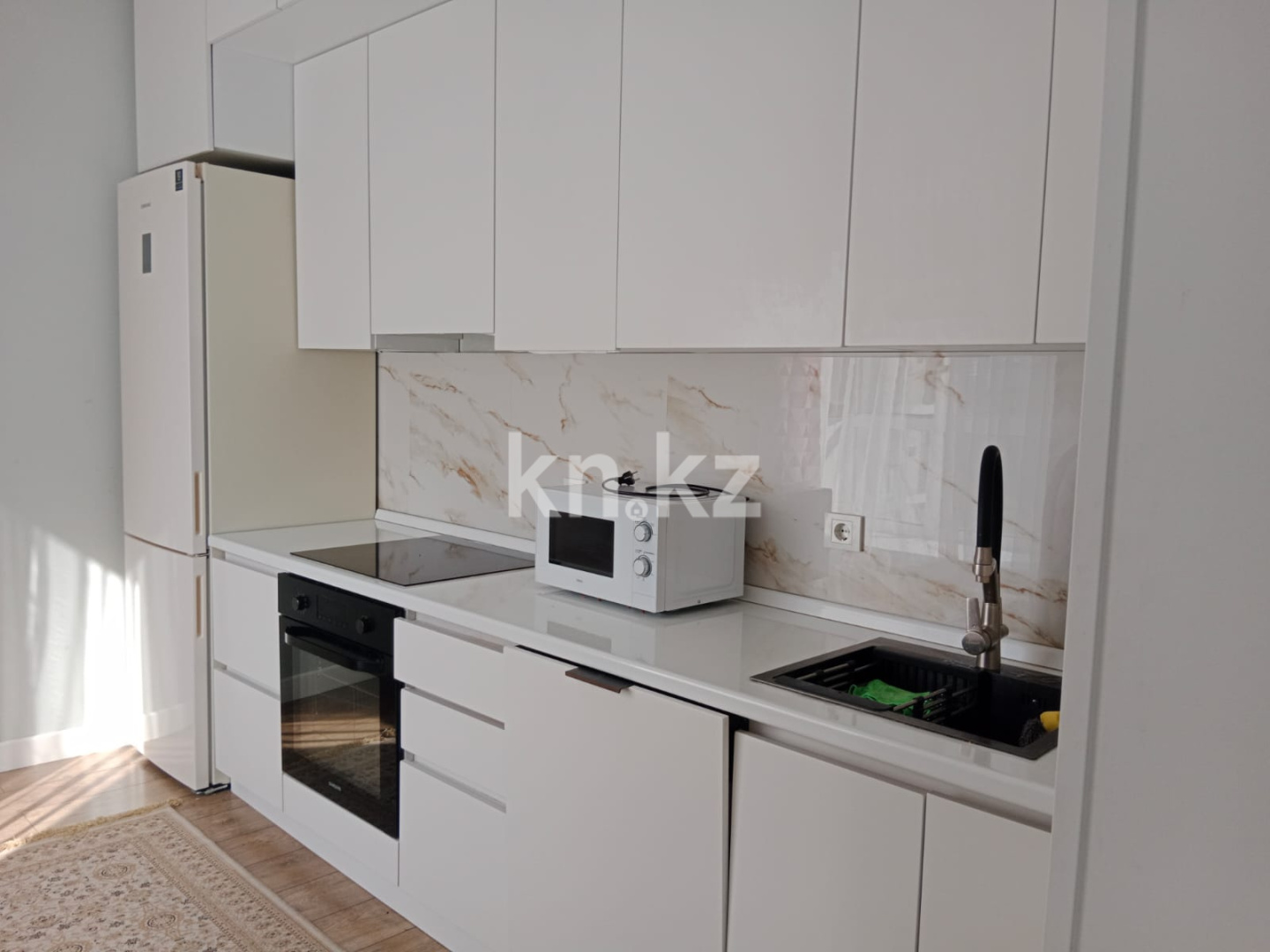 Аренда 4-комнатной квартиры, 100 м² в Астане