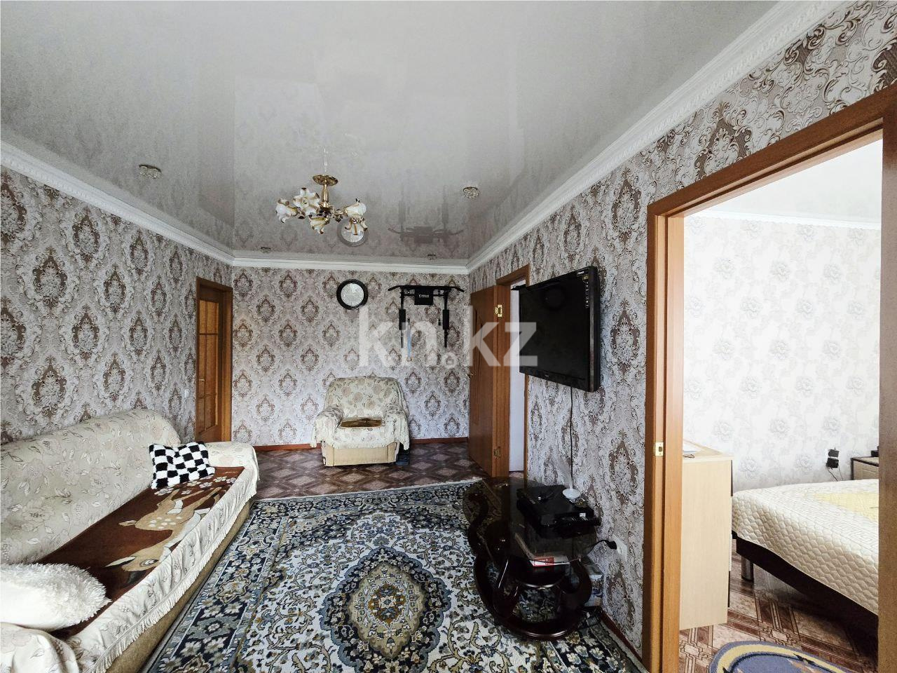 Продажа 4-комнатной квартиры, 61 м², ул. Сейфуллина в Темиртау - фото 2
