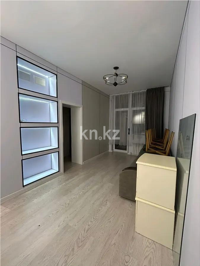 Продажа 3-комнатной квартиры, 56 м², пр. Абая, дом  164 в Алматы