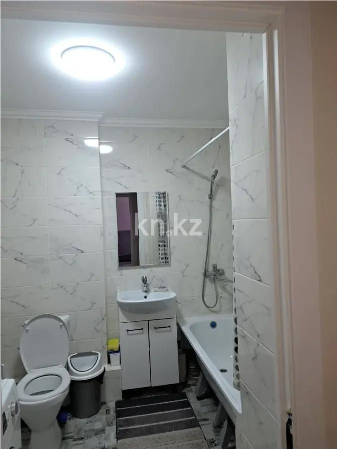 Продажа 2-комнатной квартиры, 40 м², ул. Куйши Дина, дом  4а в Астане - фото 4