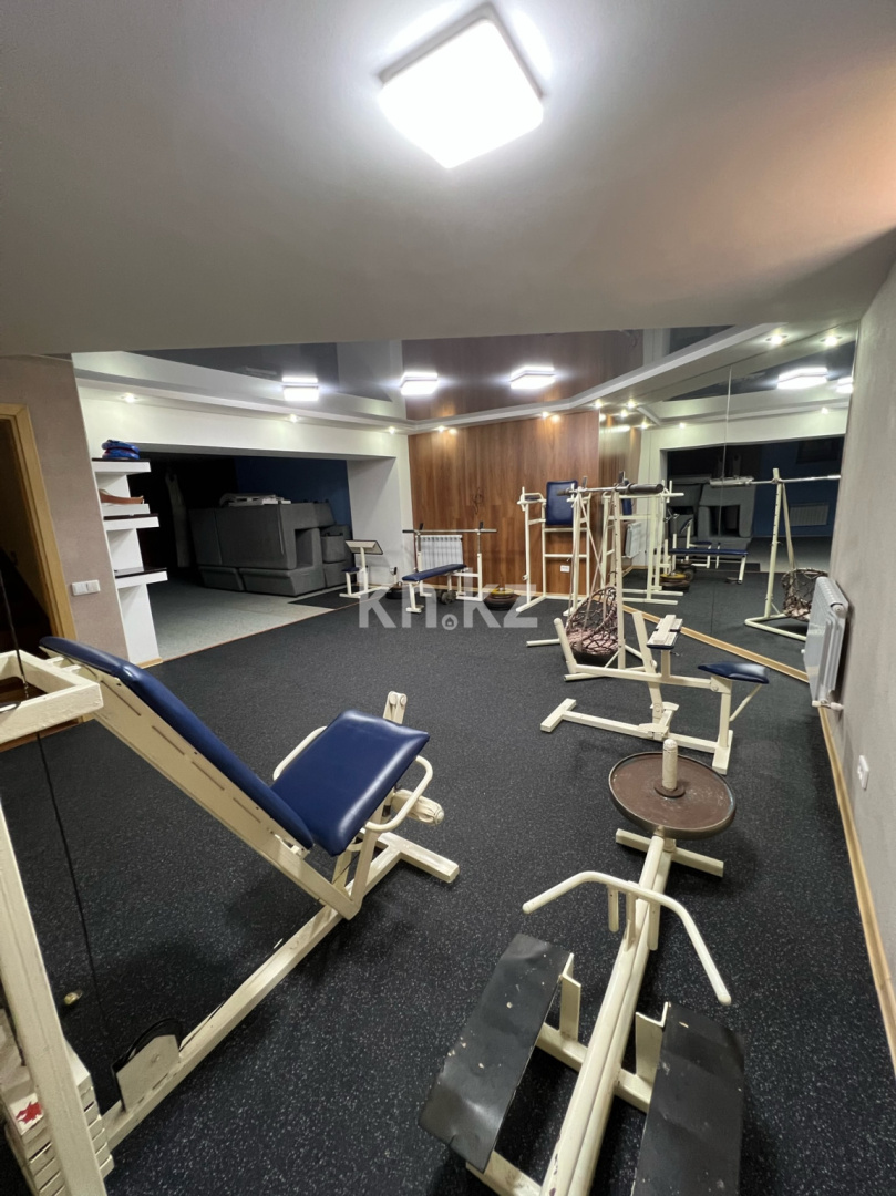 Продажа 7-комнатного дома, 474 м², ул. Комиссарова - Продажа домов и коттеджей в Караганде без посредников фото 29 из 40