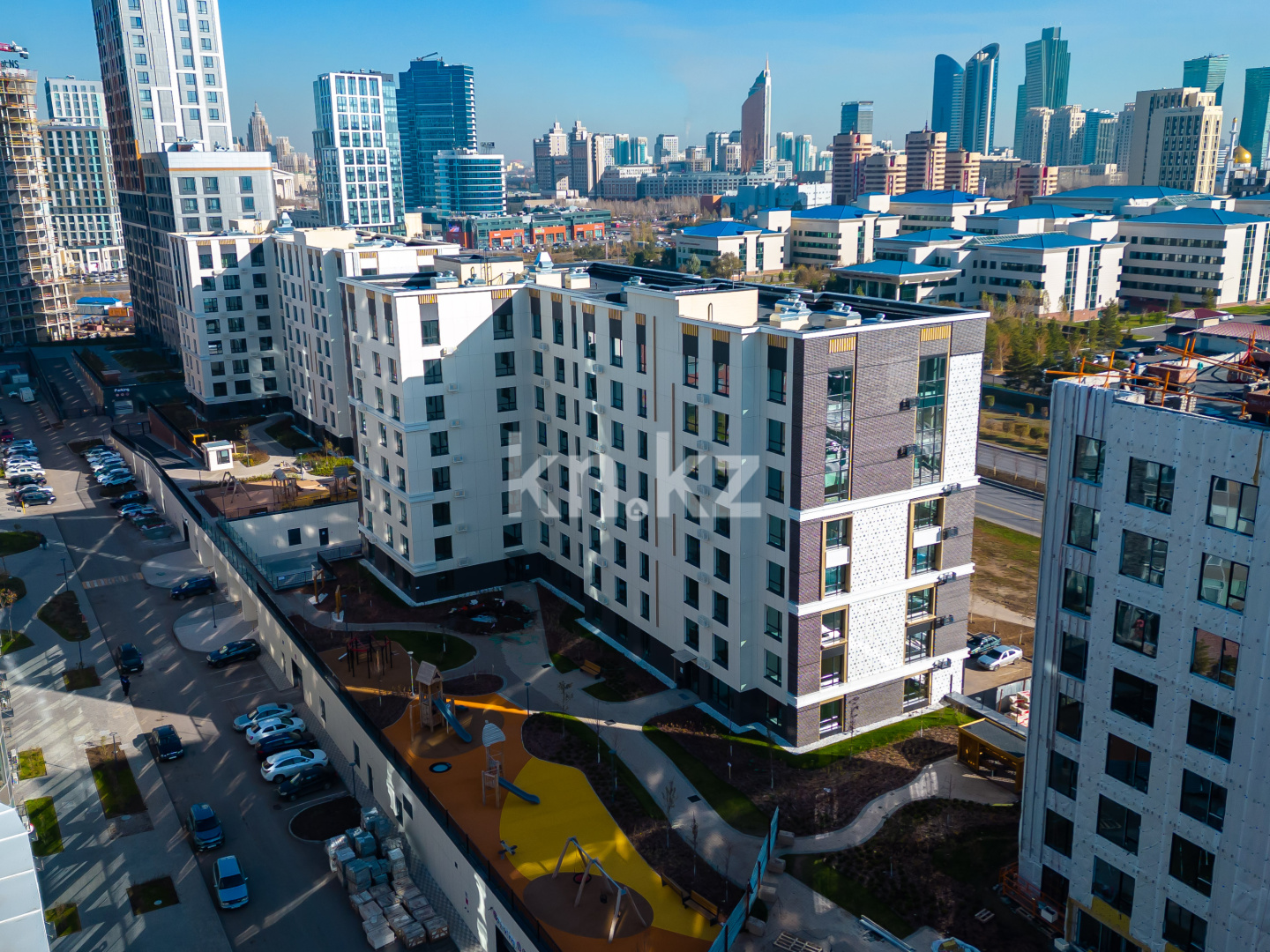 Продажа 2-комнатной квартиры, 72.93 м², пр. Туран, дом  43б в Астане - фото 12