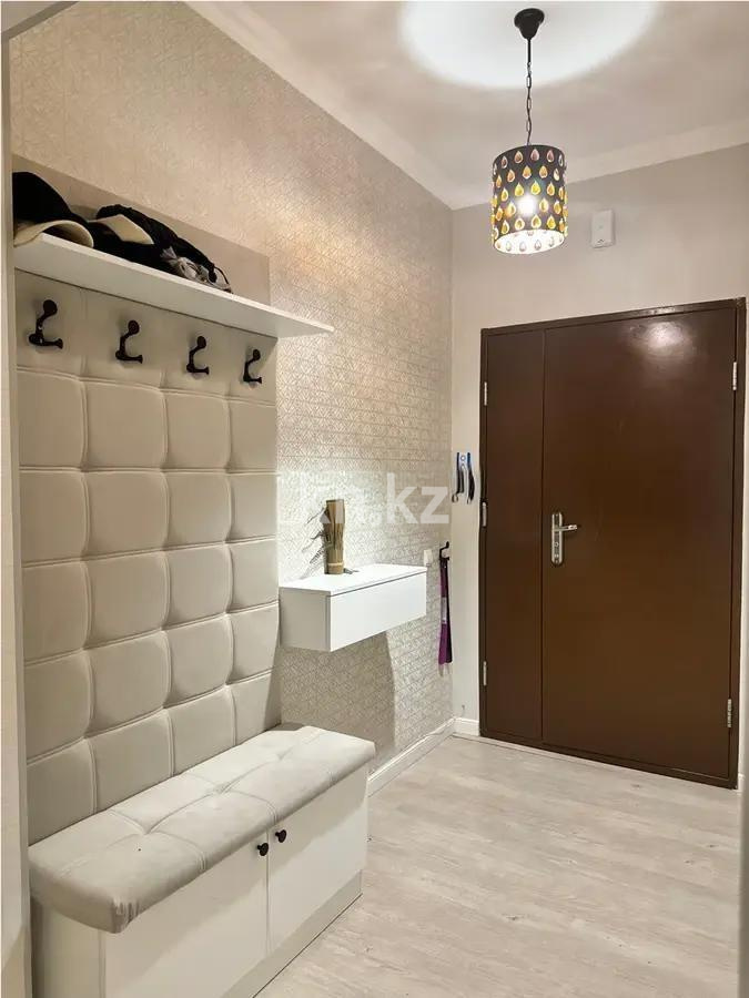 Продажа 3-комнатной квартиры, 110 м², ул. Достык, дом  5 в Астане - фото 8