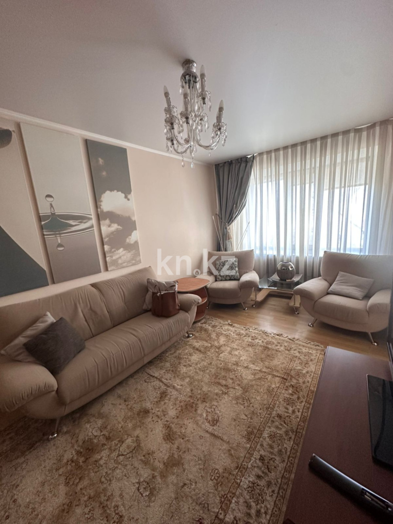 Продажа 3-комнатной квартиры, 60.4 м², Бухар Жырау, дом  45 - Продажа квартир в Караганде фото 1 из 3