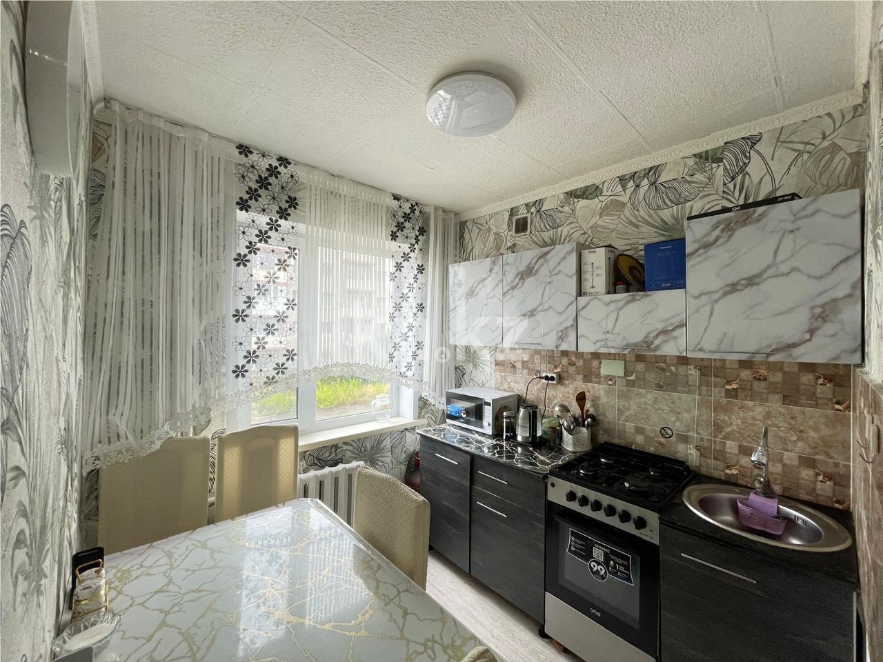 Продажа 4-комнатной квартиры, 60 м², мкр-н 1А - Продажа квартир в Сарани фото 9 из 14