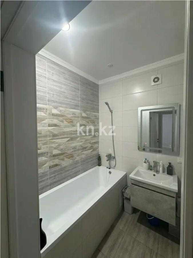 Продажа 1-комнатной квартиры, 38 м², ул. Байтурсынова, дом  36а в Астане - фото 3