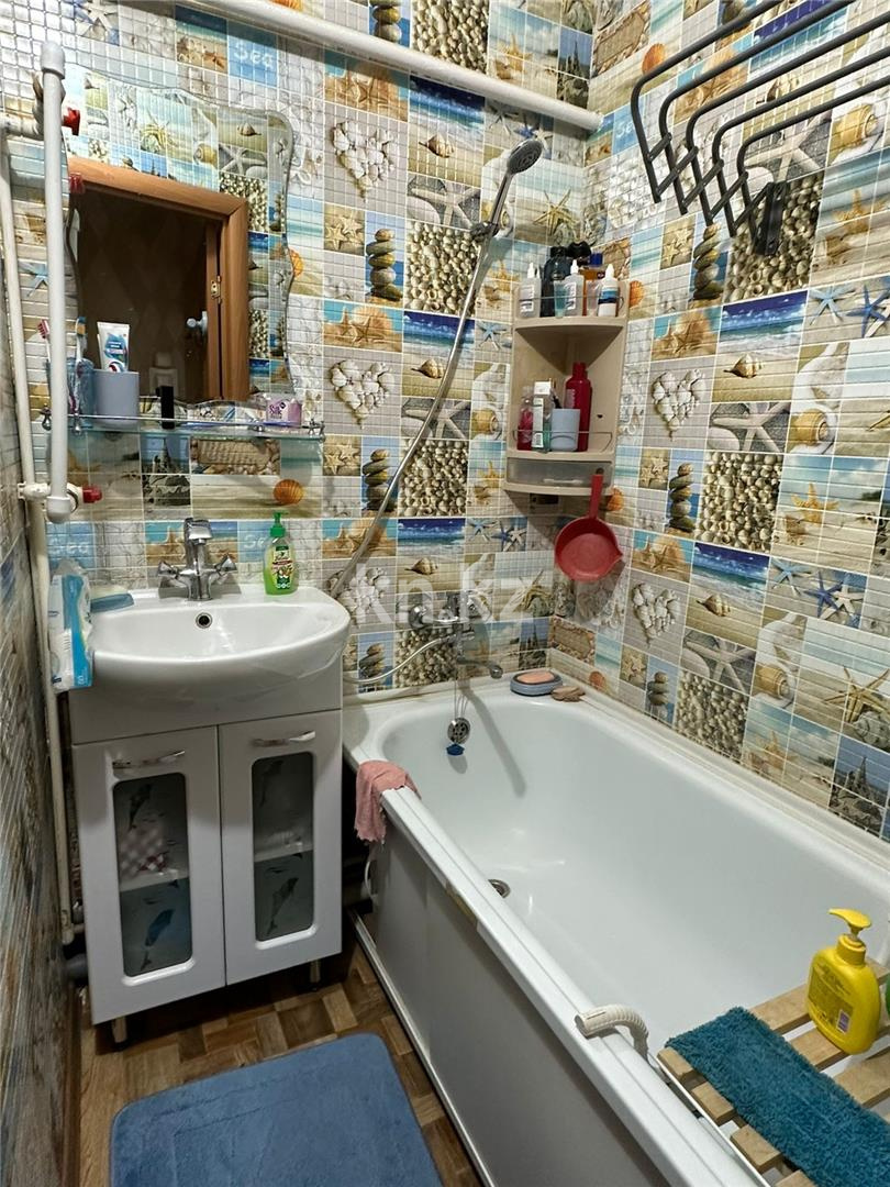 Продажа 2-комнатной квартиры, 43 м², мкр-н 15 - Продажа квартир в Караганде фото 6 из 12