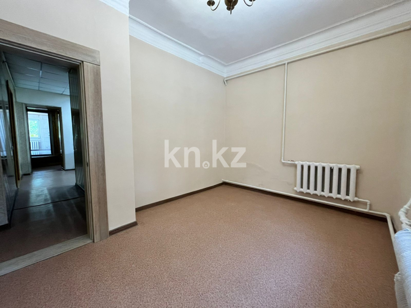 Аренда 5-комнатного дома, 145 м², пр. Бухар-жырау - Аренда домов в Караганде фото 4 из 21