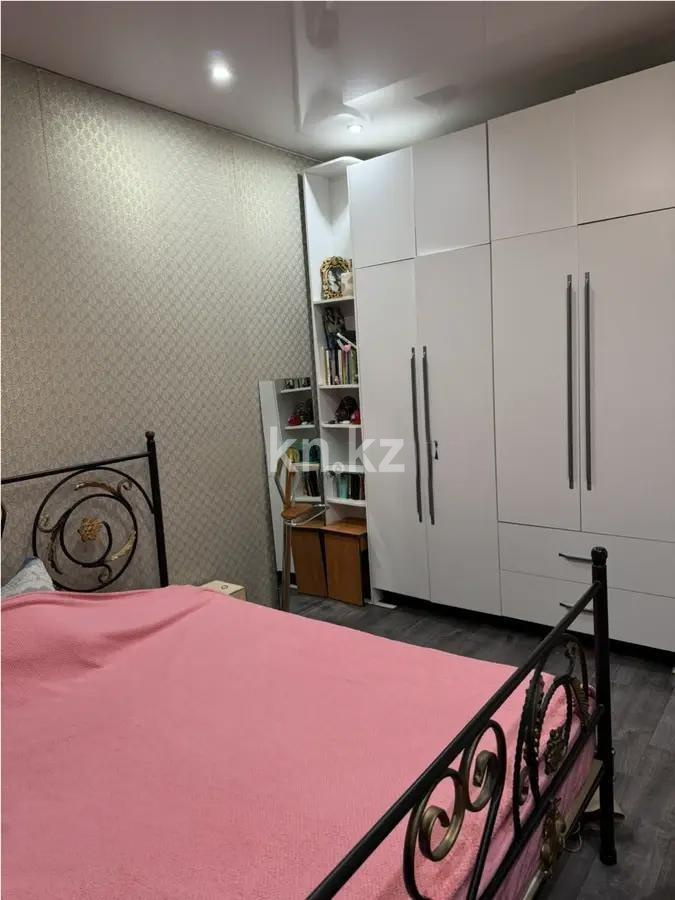 Продажа 1-комнатной квартиры, 40 м², мкр-н Аксай-4, дом  10 в Алматы