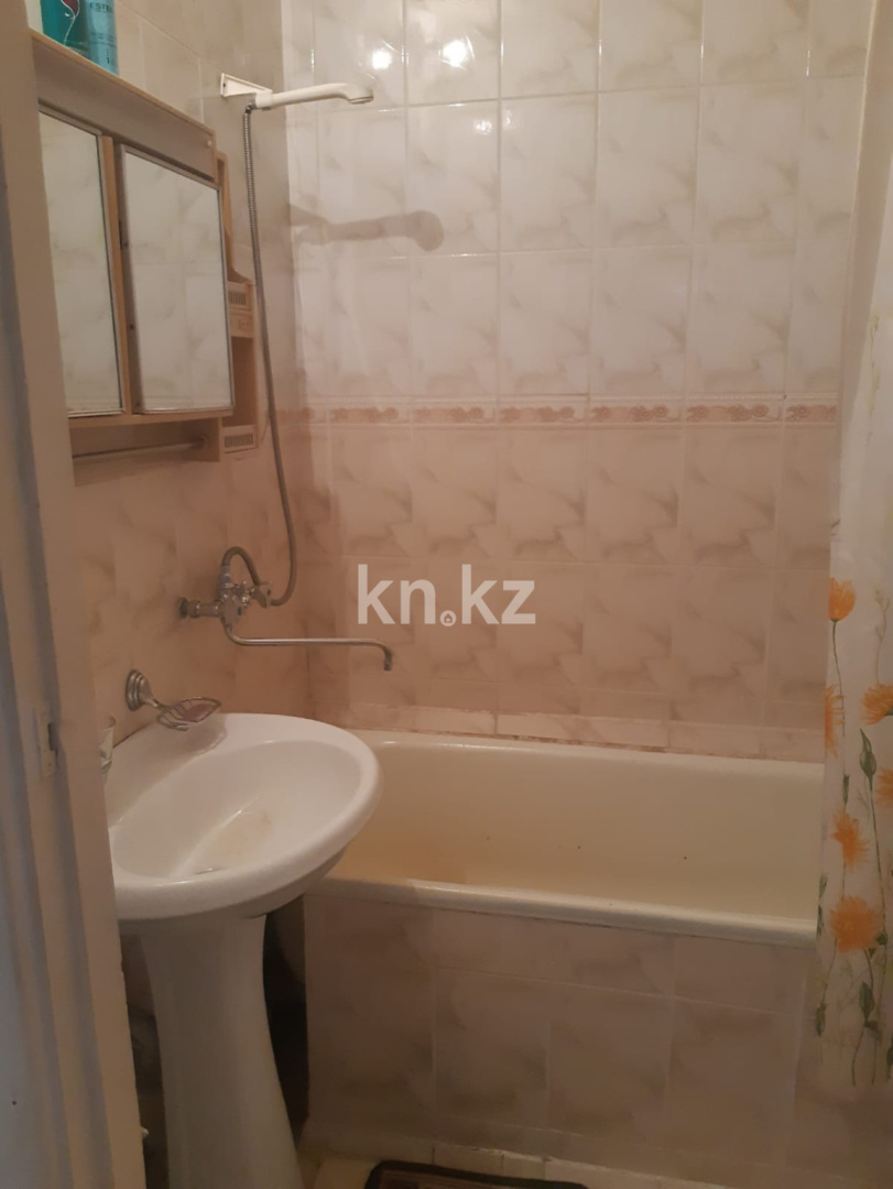 Продажа 3-комнатной квартиры, 70.1 м², Утепбаева, дом  3 - Продажа и аренда недвижимости в Семее фото 11 из 12