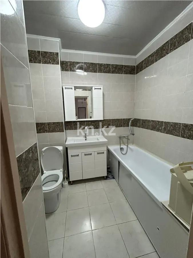 Продажа 2-комнатной квартиры, 70 м², ул. Косшыгулулы, дом  23 в Астане - фото 4