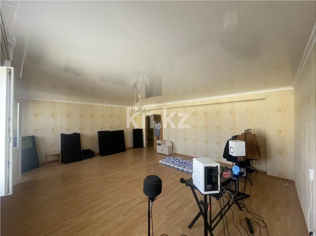 Продажа 3-комнатной квартиры, 140 м², ул. Бокейхана, дом  2 в Астане - фото 3