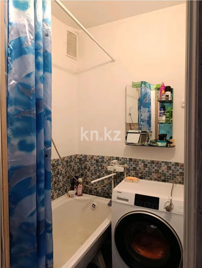 Продажа 2-комнатной квартиры, 44 м², мкр-н 19, дом  51 в Караганде - фото 4