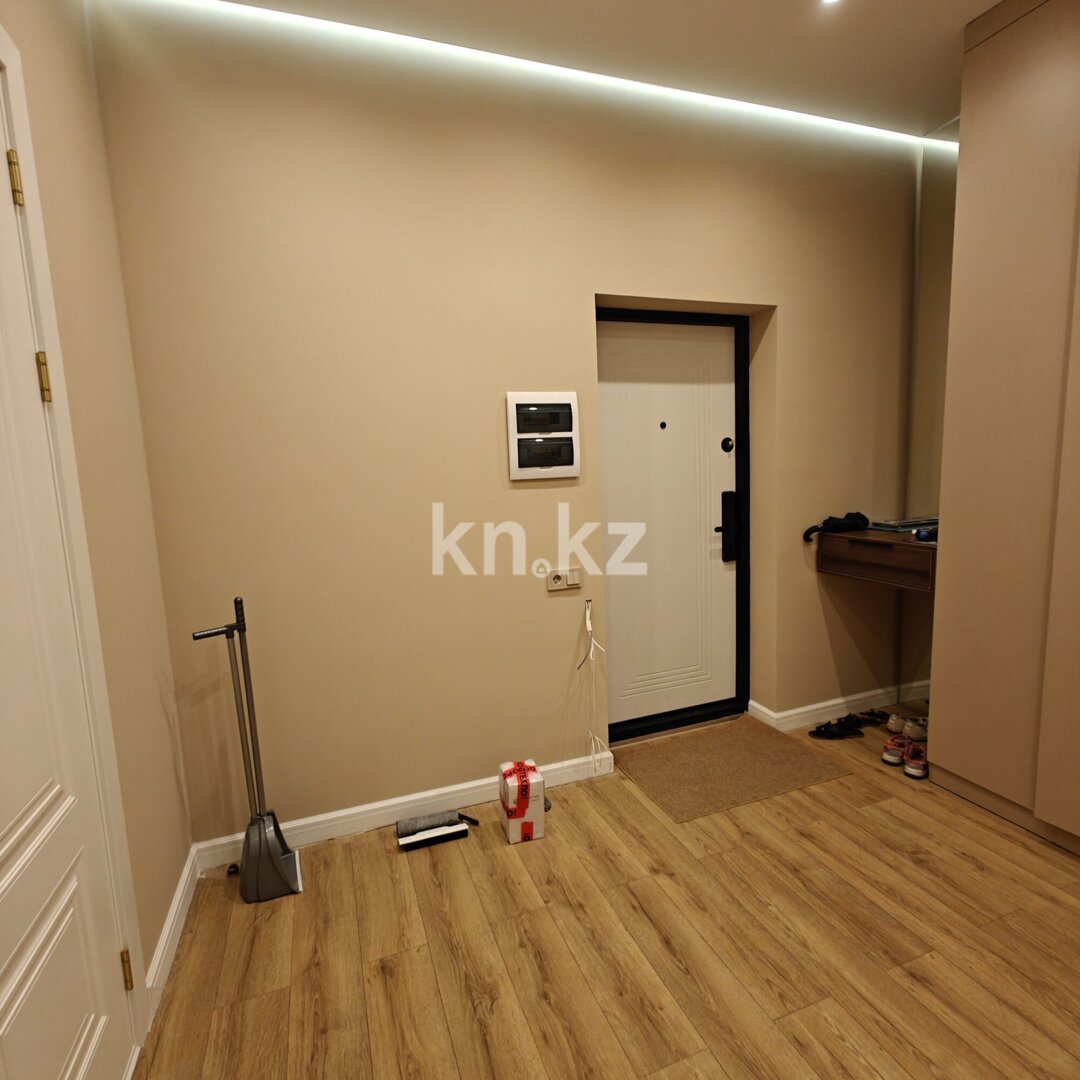 Продажа 2-комнатной квартиры, 62.3 м² в Алматы - фото 10