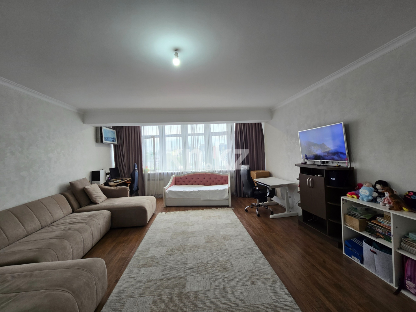 Продажа 2-комнатной квартиры, 94.2 м² в Алматы